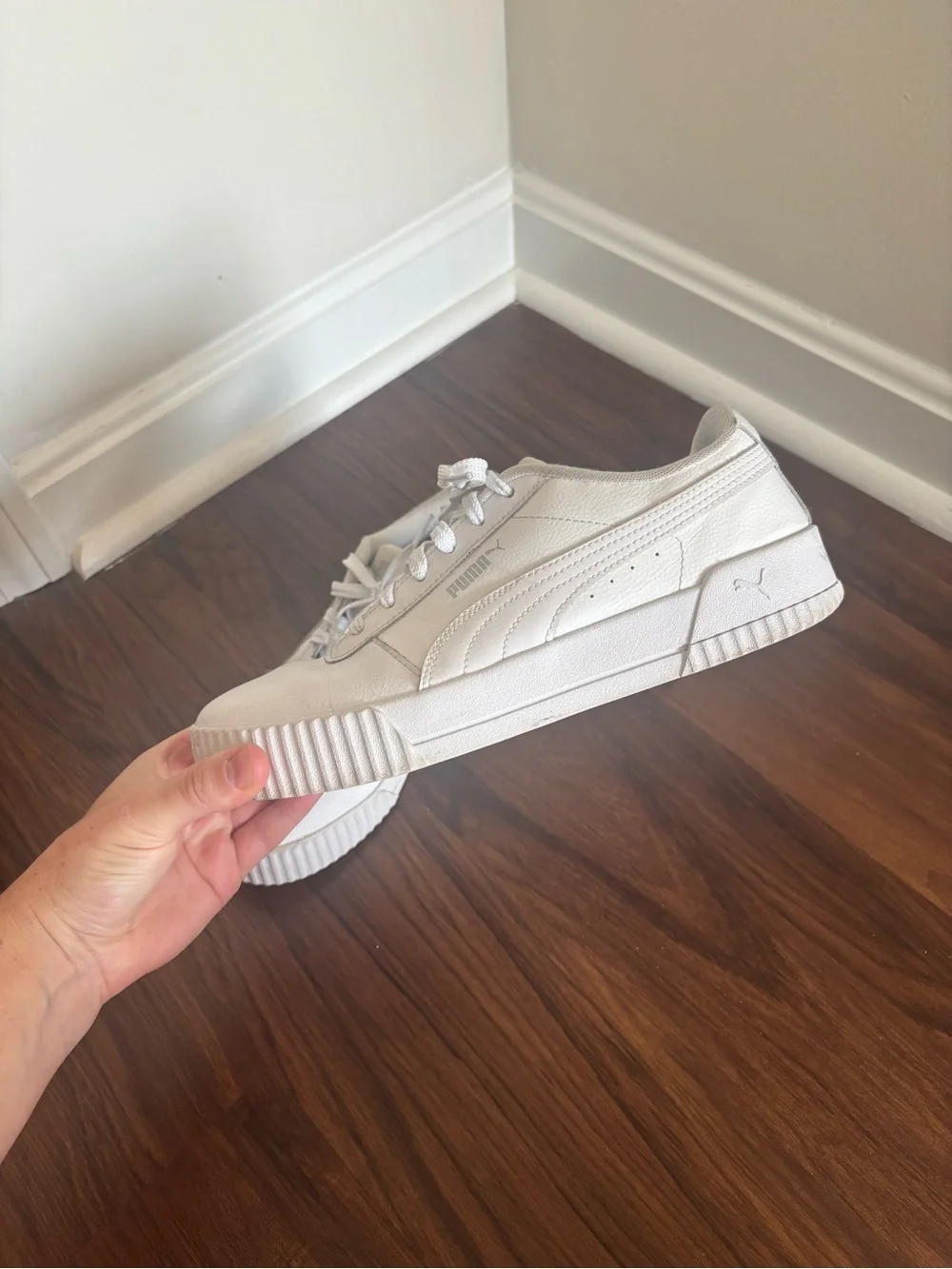 Puma Carina White Leather Platform Sneakers Size 10.5